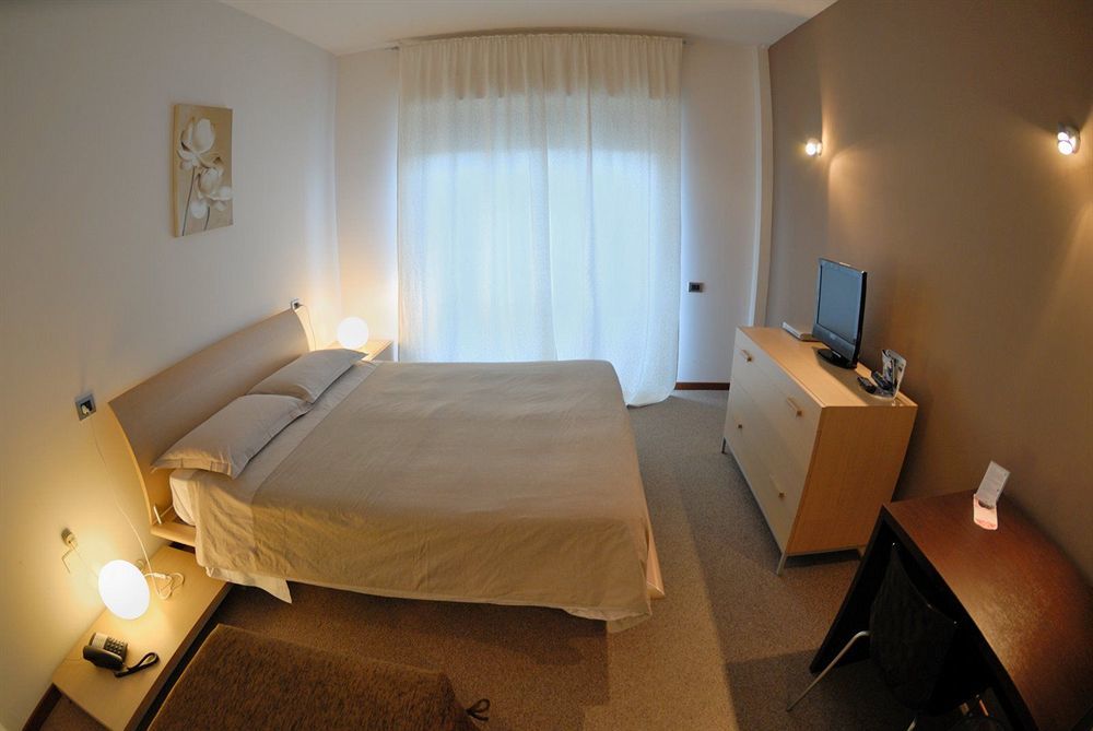 Medi Garden Hotel&Residence Alba Adriatica Luaran gambar